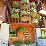 Cour Maison Apart Otel