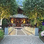 Cour Maison
