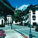 Apart Otel Cour Maison 3*
