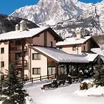 Aparthotel Cour Maison