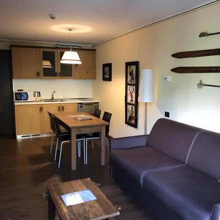 아파트호텔 Cour Maison 3*