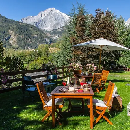 Aparthotel Cour Maison 3*