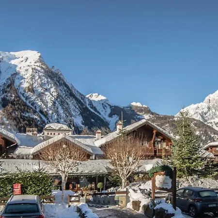 Cour Maison Aparthotel 3*