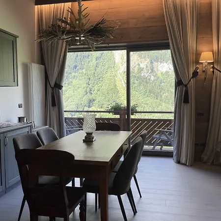 Cour Maison Pré-Saint-Didier