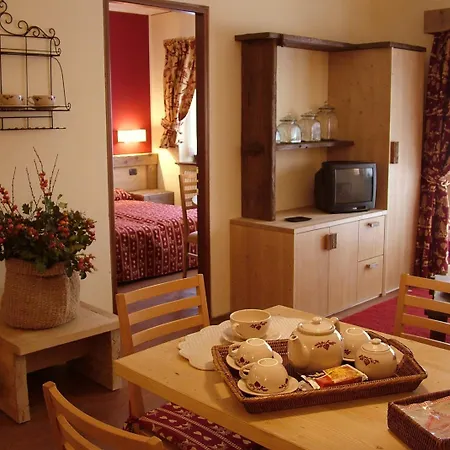 Aparthotel Cour Maison