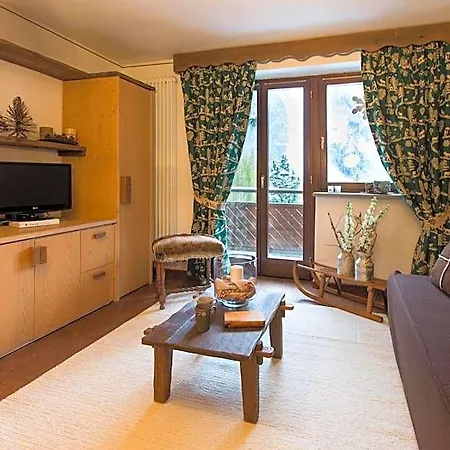 Aparthotel Cour Maison 3*