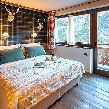 Aparthotel Cour Maison 3*