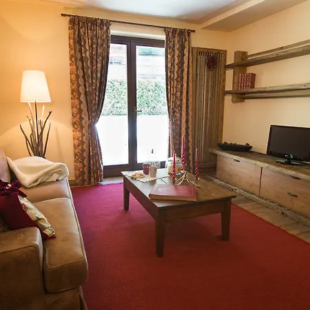 Cour Maison Aparthotel