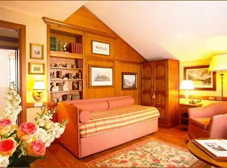 Cour Maison Hotel apartamentowy