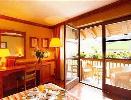 Apartahotel Cour Maison