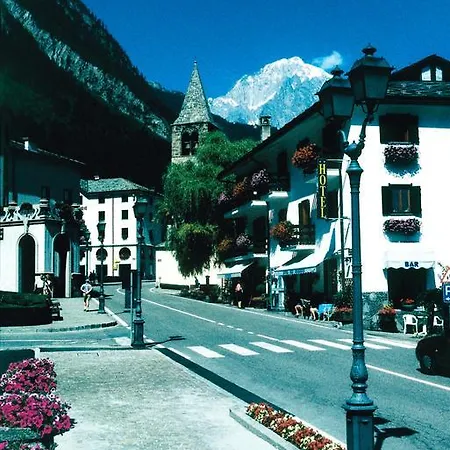 아파트호텔 Cour Maison 3*