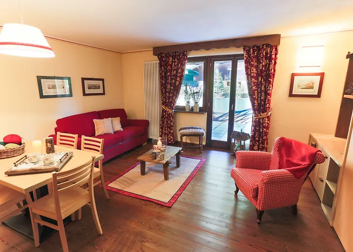 Cour Maison Apart-hotel Pré-Saint-Didier