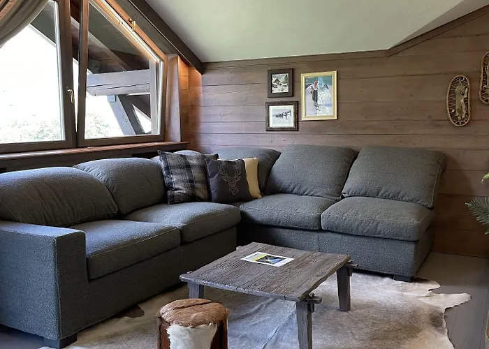 Cour Maison Apart-hotel Pré-Saint-Didier