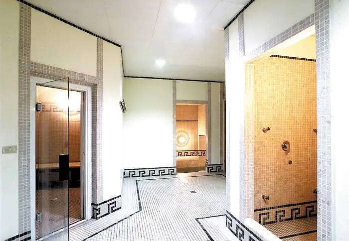 Aparthotel Cour Maison